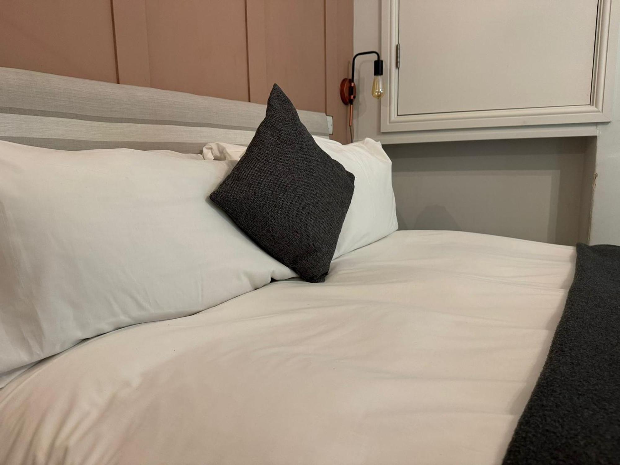 El Camino Suites Stamford Chambre photo